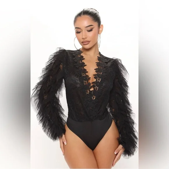 NWT- Fashion Nova- She's So Extra Bodysuit - Black - Picture 2 of 6